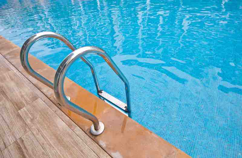 Mulher de 75 anos morre afogada em piscina privada em Castelo Branco