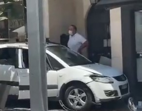 Condutor invade restaurantes com veículo e causa pelo menos nove feridos em Espanha