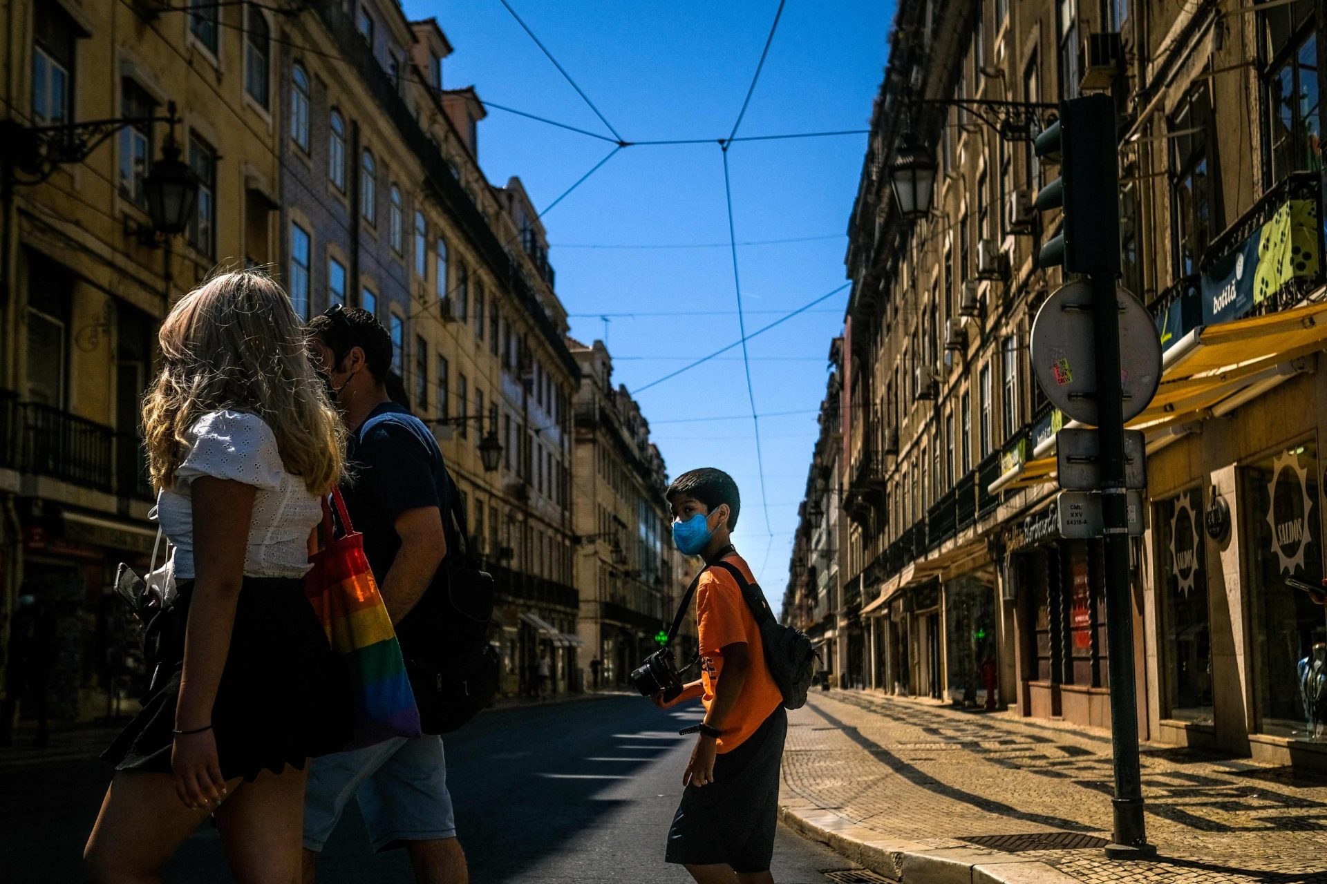 Pandemia em Portugal com “tendência estável a decrescente”