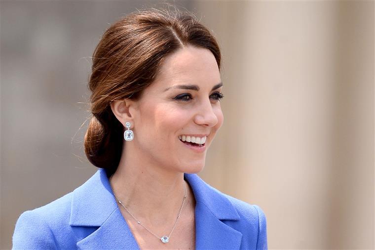 Kate Middleton está em isolamento após contacto com caso positivo