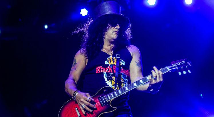 Slash dos Guns N’ Roses celebra 15 anos de sobriedade