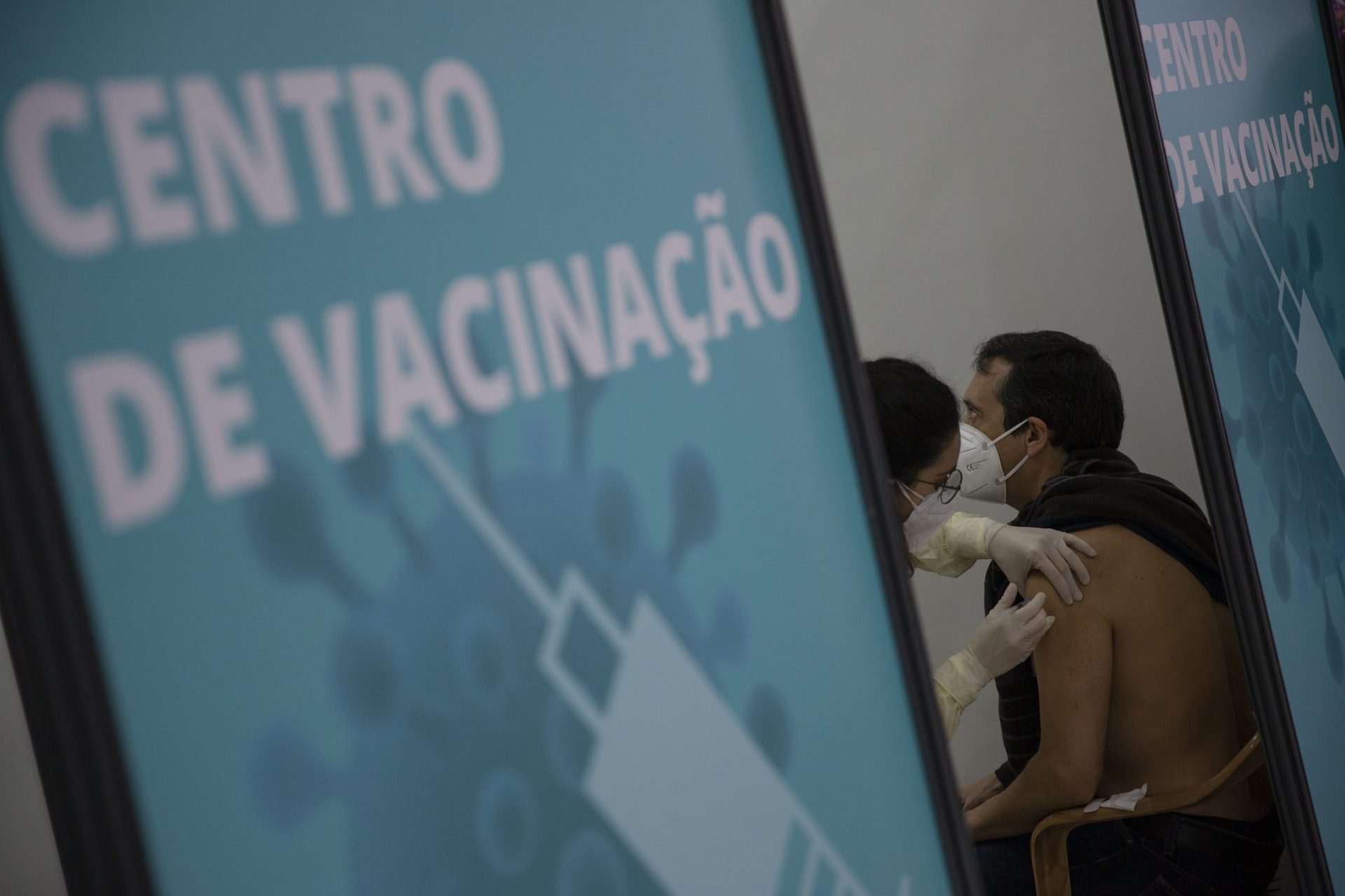 Portugal com recorde de 141.500 doses de vacina contra a covid-19 administradas num só dia