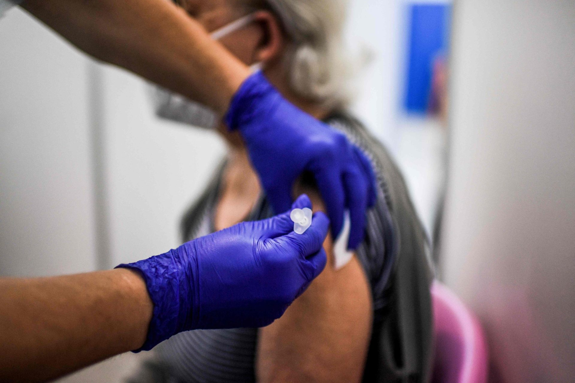 Centro de vacinação de Arcos de Valdevez fechou por falta de pessoas para vacinar