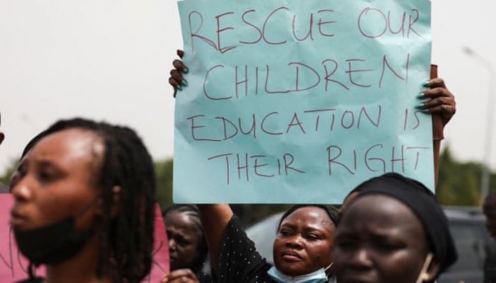 ‘Epidemia dos raptos’: 200 crianças ainda desaparecidas na Nigéria