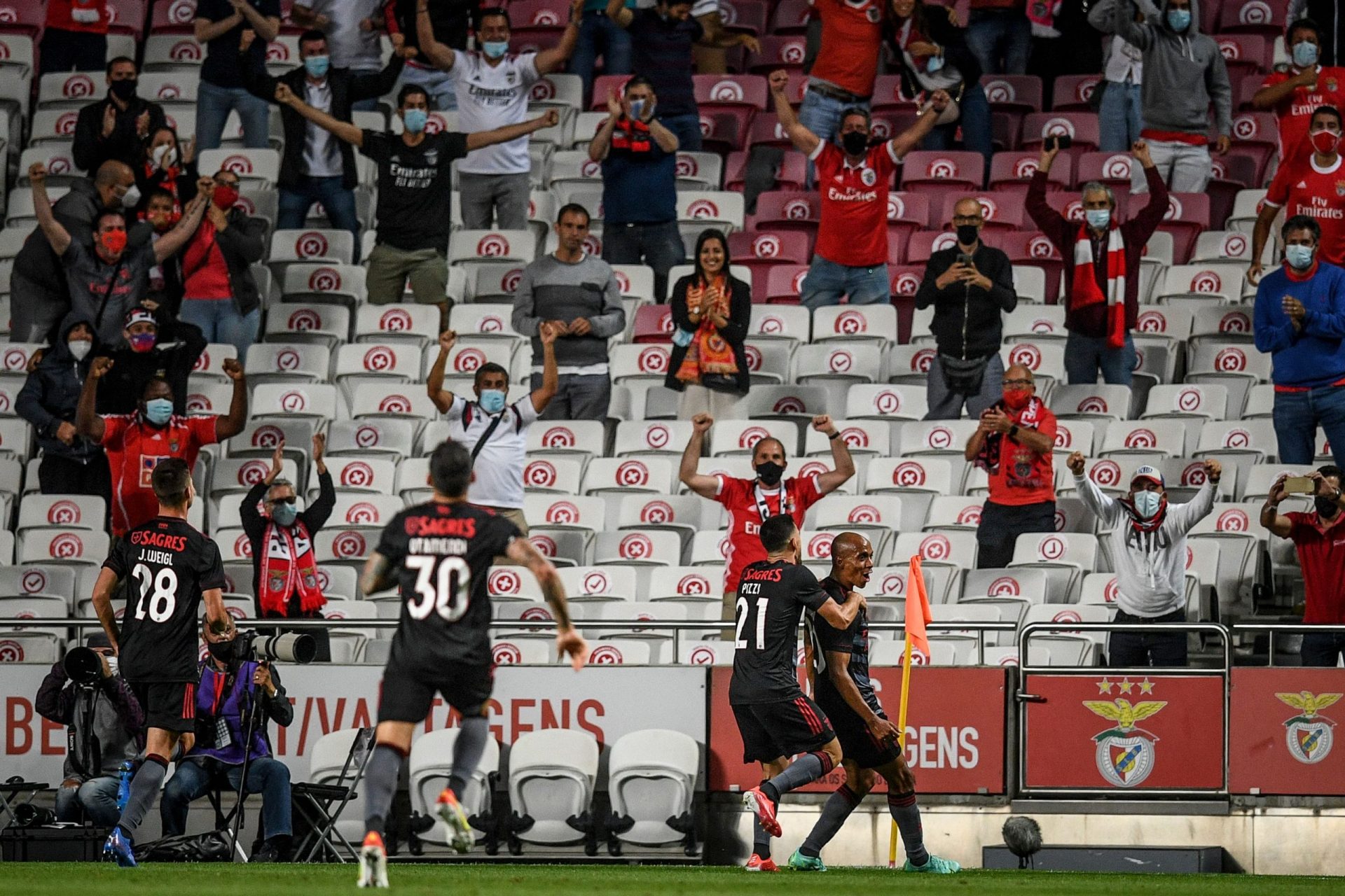 Benfica elimina o Spartak Moscovo e segue na Liga dos Campeões