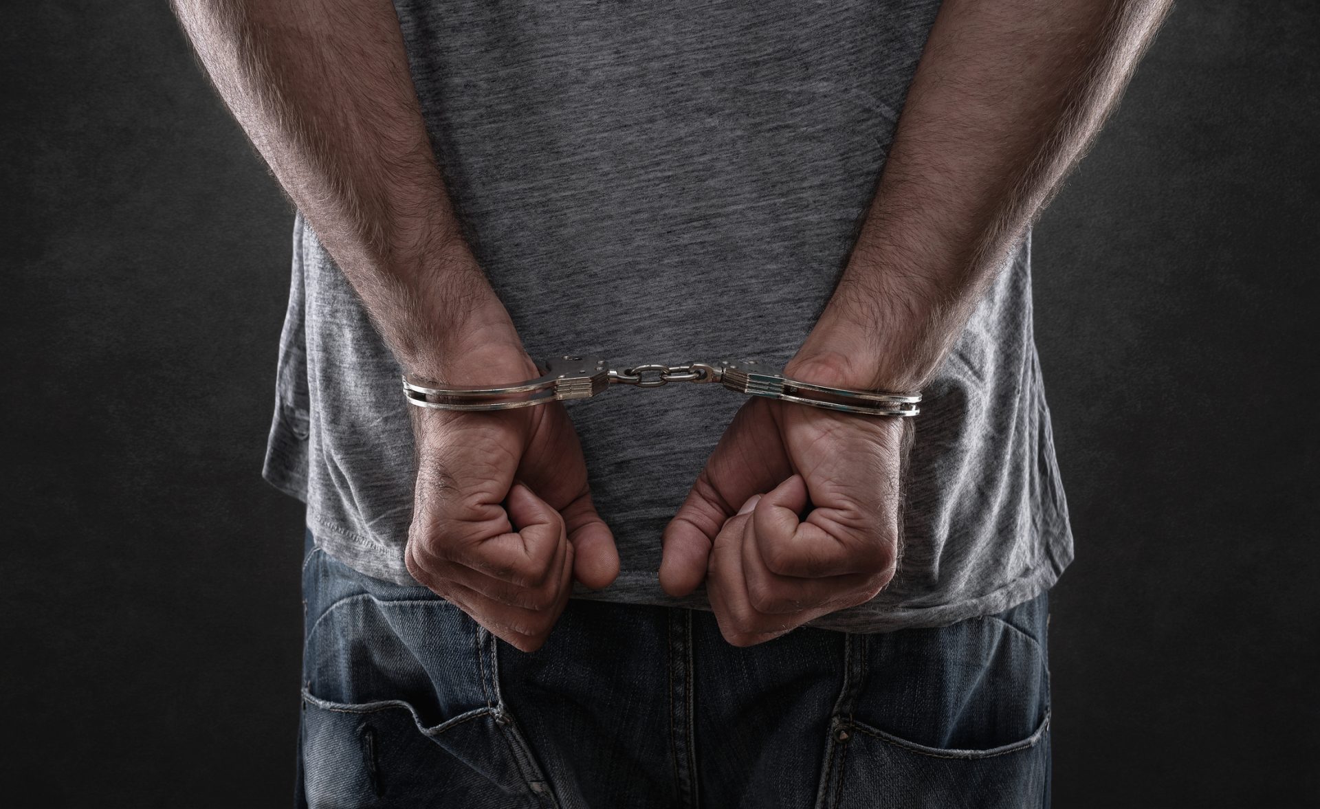 SEF detém dois homens com mandados de detenção europeus