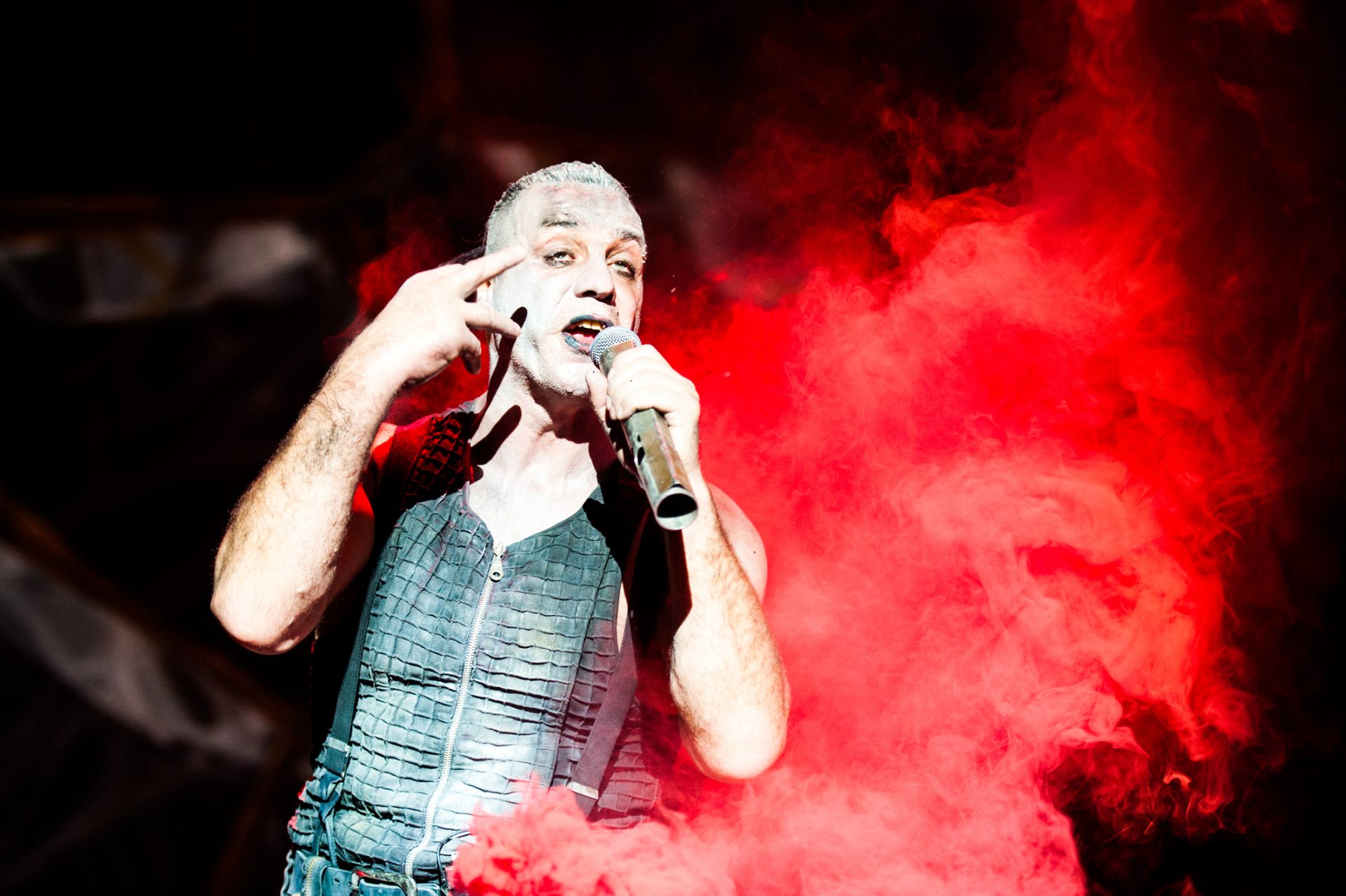 Vocalista dos Rammstein detido na Rússia