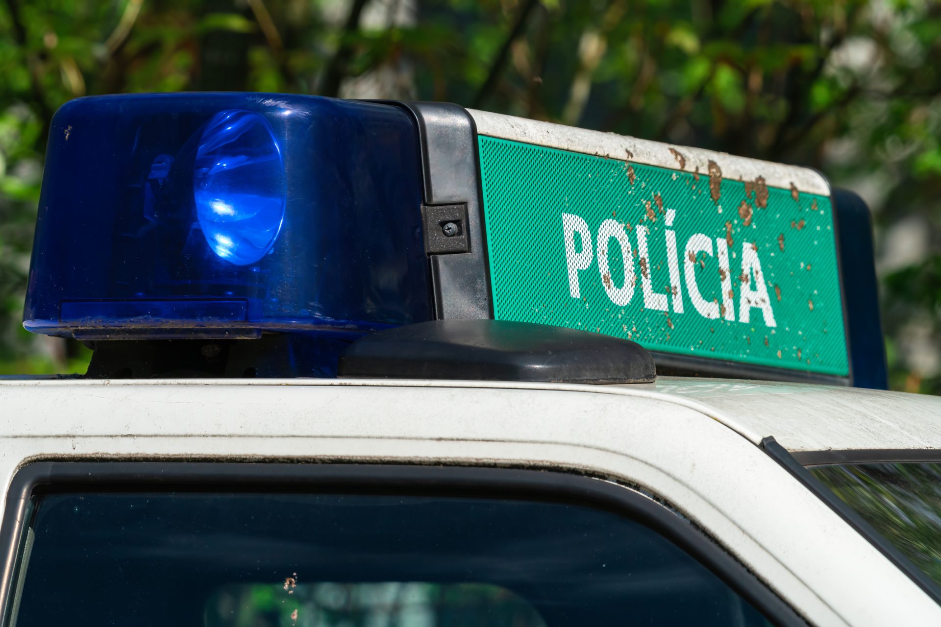 Grupo armado assalta bancos no Brasil e faz vários reféns. Há pelo menos três mortos