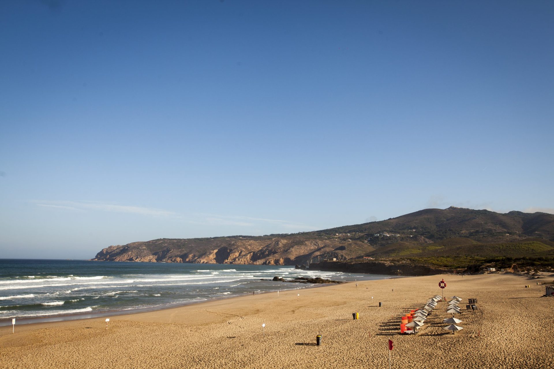 Praticante de kitesurf morre junto à praia do Guincho em Cascais