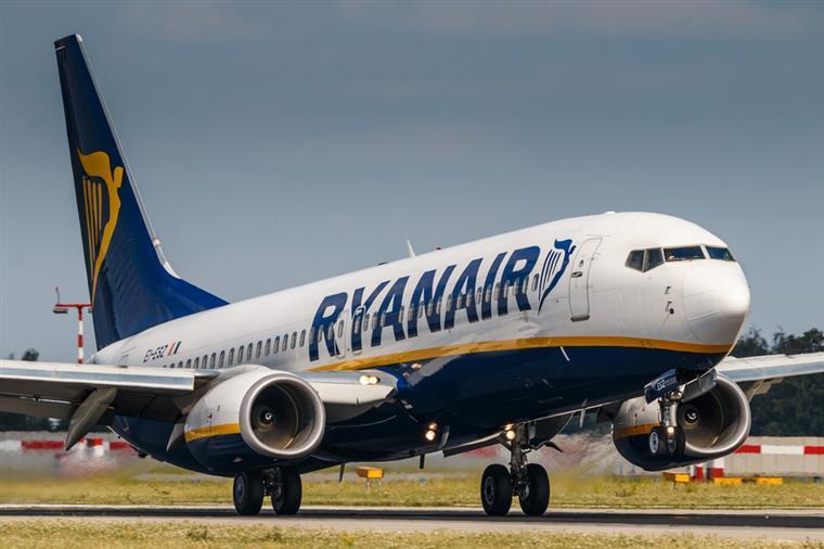 Ryanair transportou 9,3 milhões de passageiros em julho