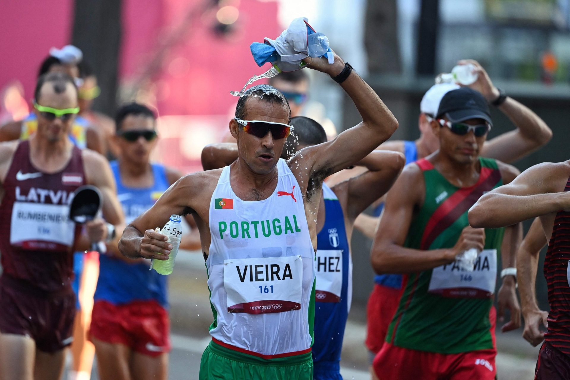 João Vieira faz melhor classificação olímpica de Portugal na prova de 50 quilómetros marcha
