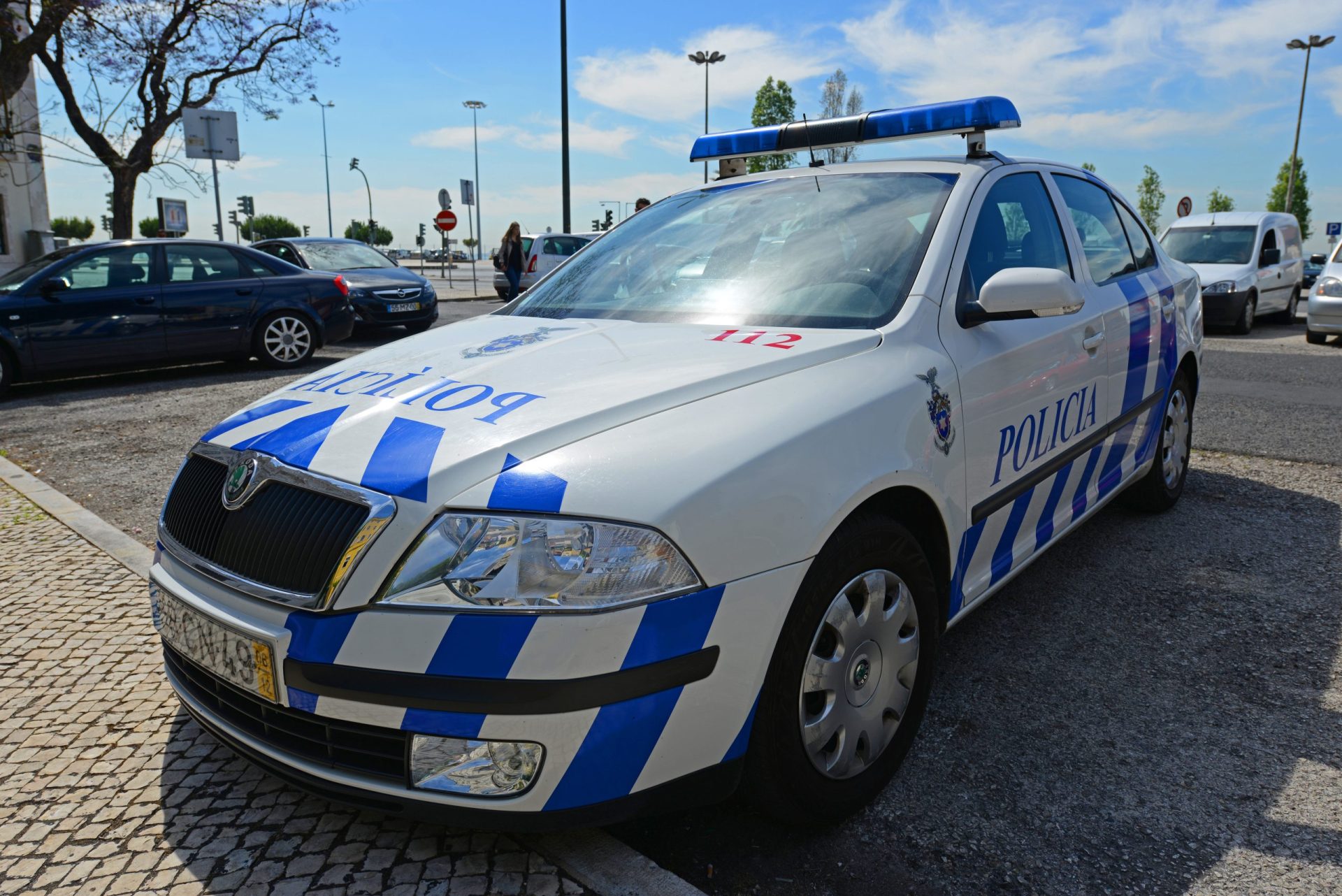 Detidos dois homens por clonagem de cartões multibanco em Lisboa