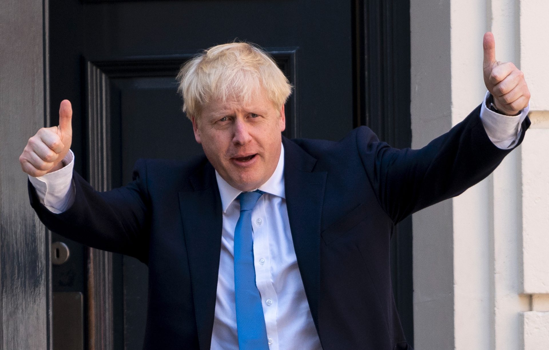 Boatos chegam ao fim: Boris Johnson admite finalmente que tem seis filhos