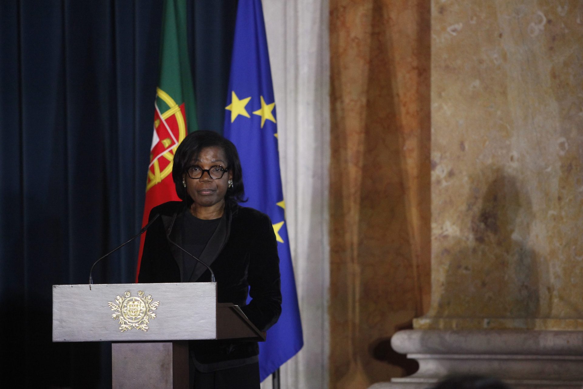 Van Dunem está “preocupada” com os ciberataques, mas diz que Portugal está “preparado na medida do possível”