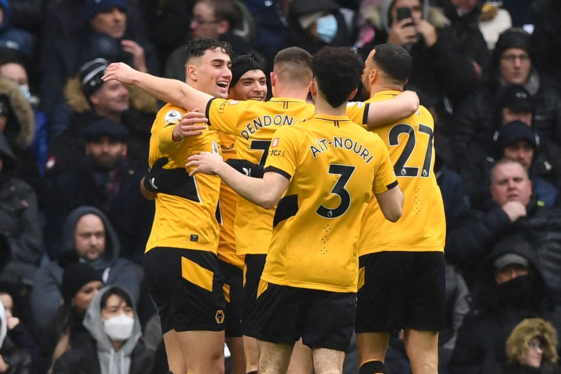 Wolverhampton sai vitorioso da visita ao Tottenham