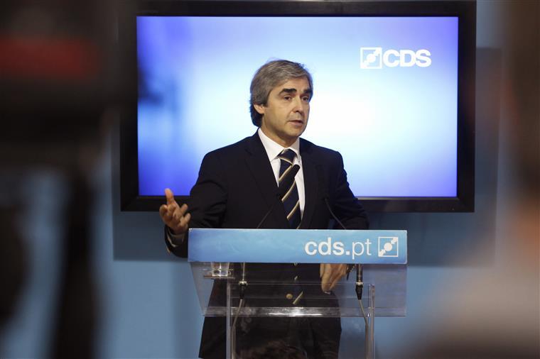 Nuno Melo admite que CDS possa concorrer sozinho nas europeias “para fazer prova de vida”