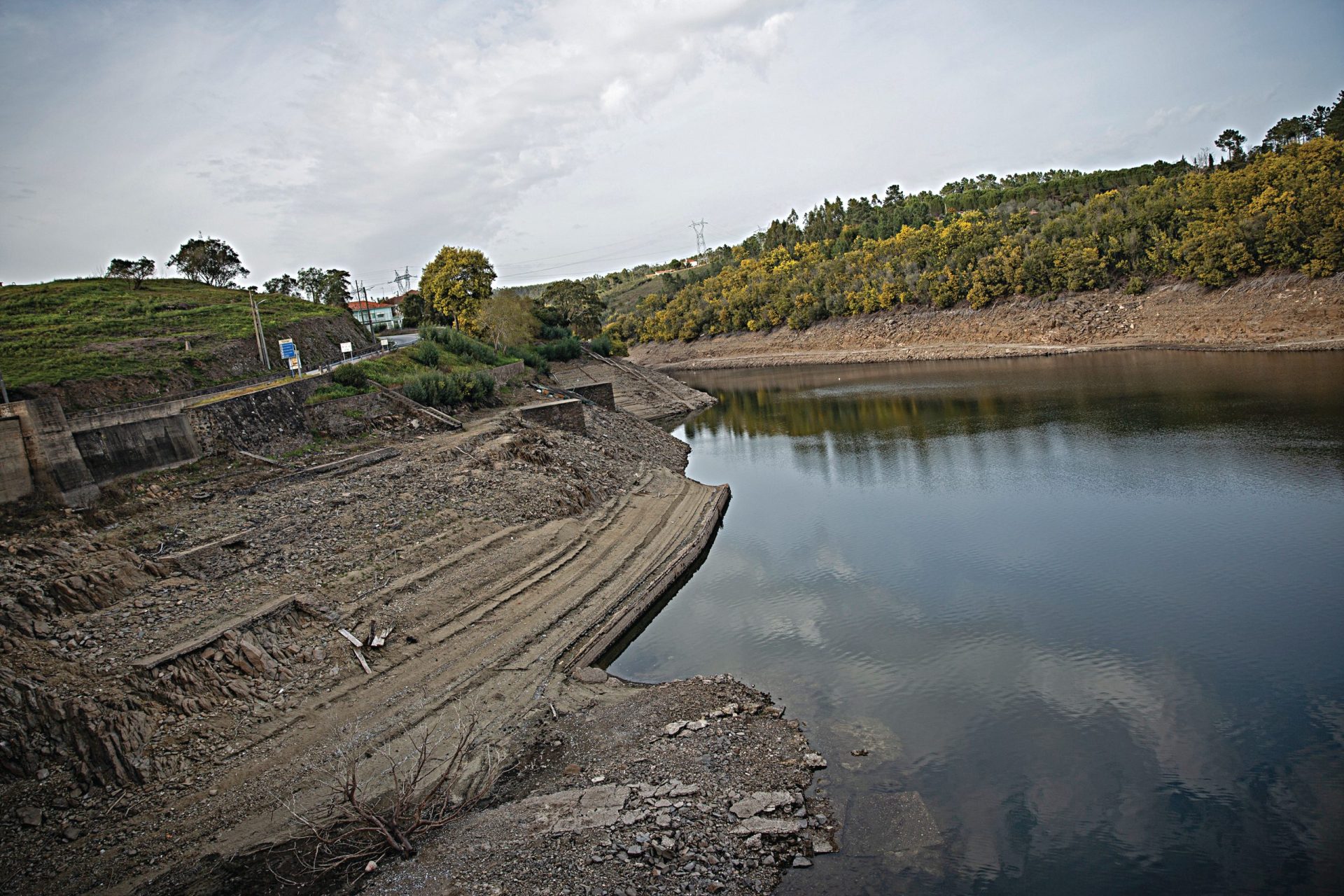 Camiões de água e águas residuais reutilizadas: como os países da UE também combatem a seca?