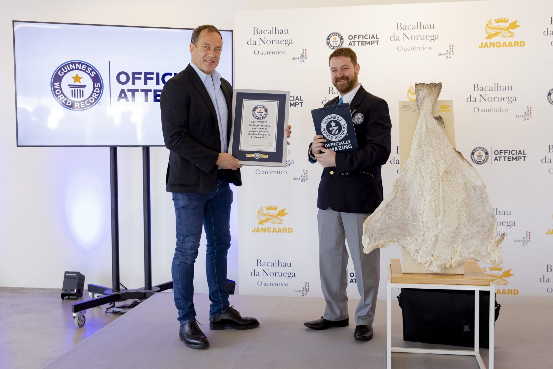 Bacalhau com mais de 10kg conquista título do Guinness World Records