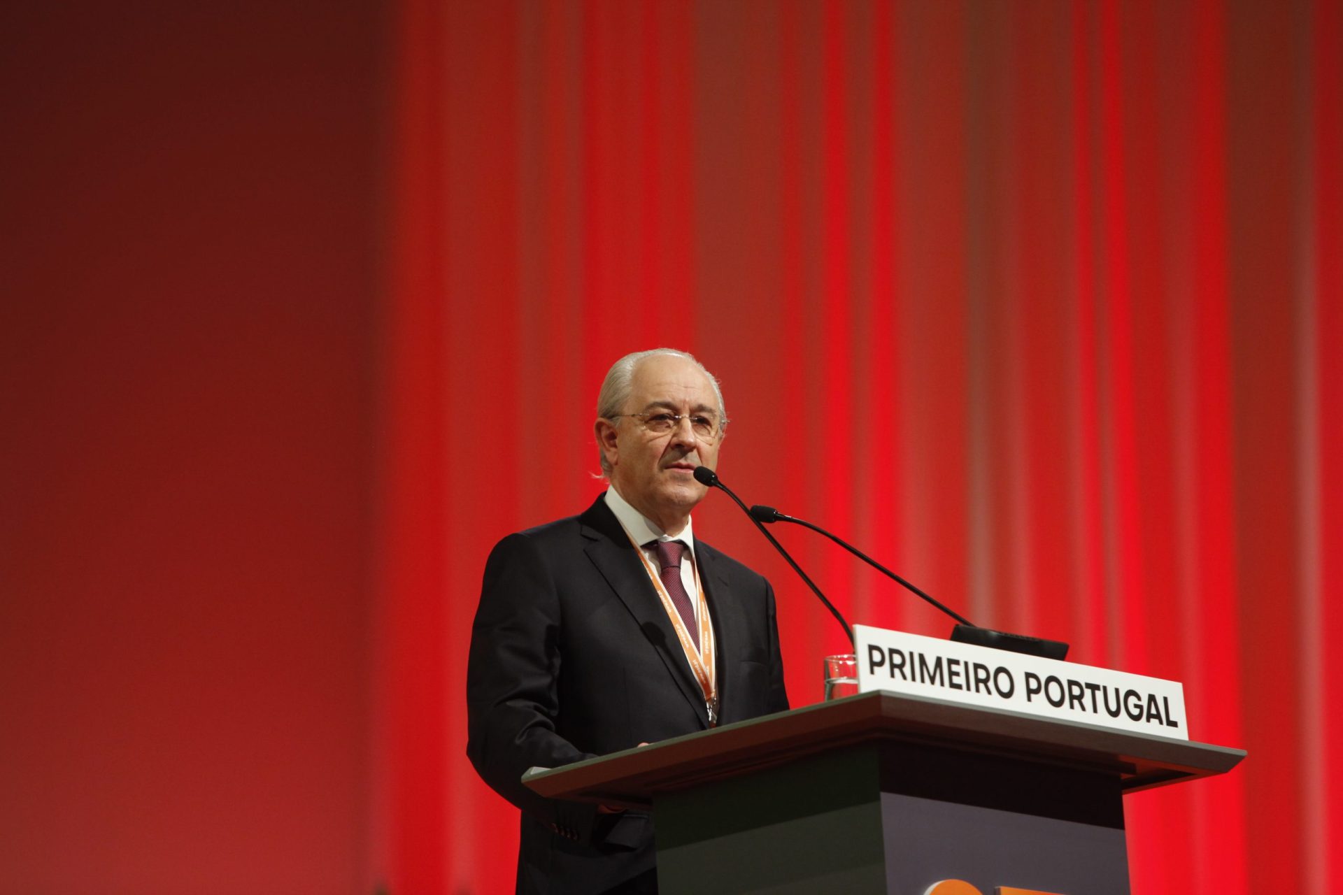 Direção do PSD propõe eleições diretas para 28 de maio