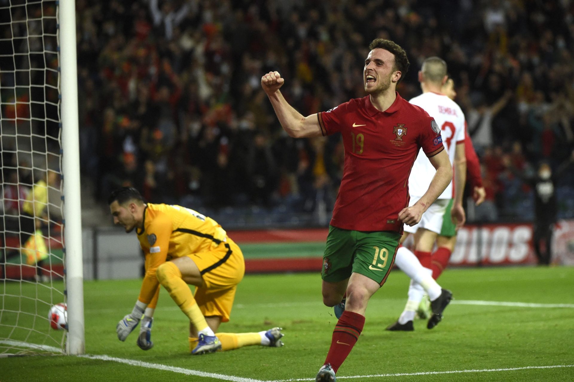 Portugal segue para a final do play-off de apuramento do Mundial&#8217;2022