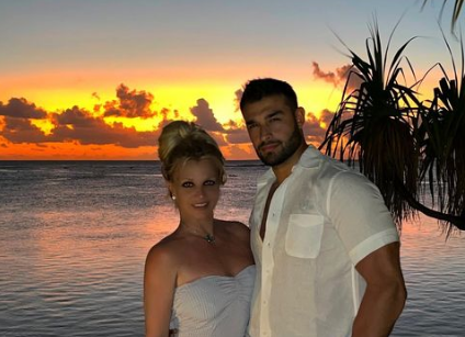 Britney Spears revela que está a planear uma gravidez nas férias na Polinésia Francesa
