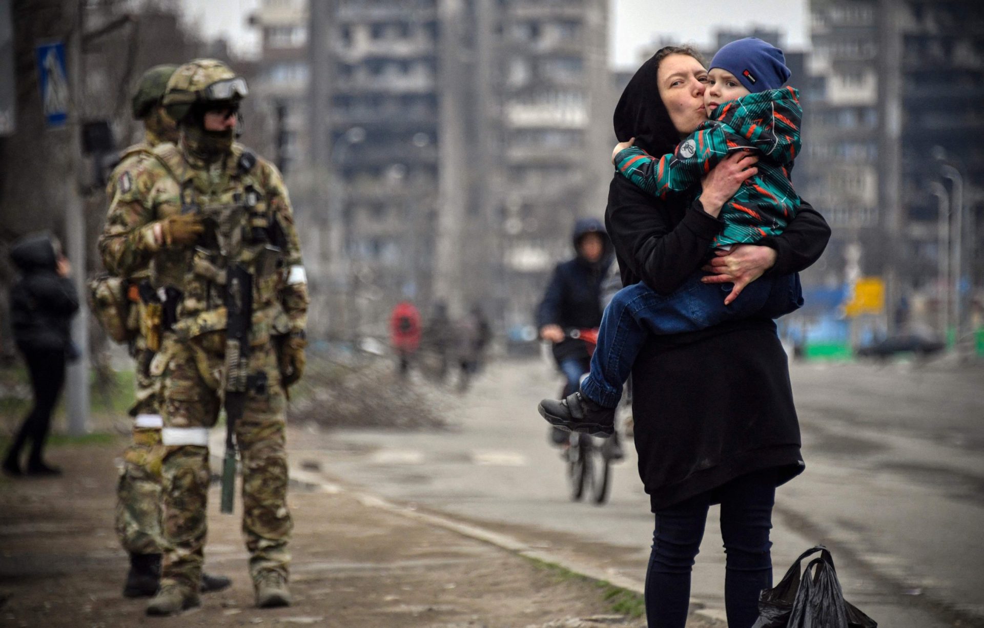 Mais de 5,4 milhões de ucranianos já fugiram do seu país