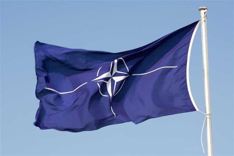 Suécia e Finlândia entregam pedido de adesão à NATO quarta-feira