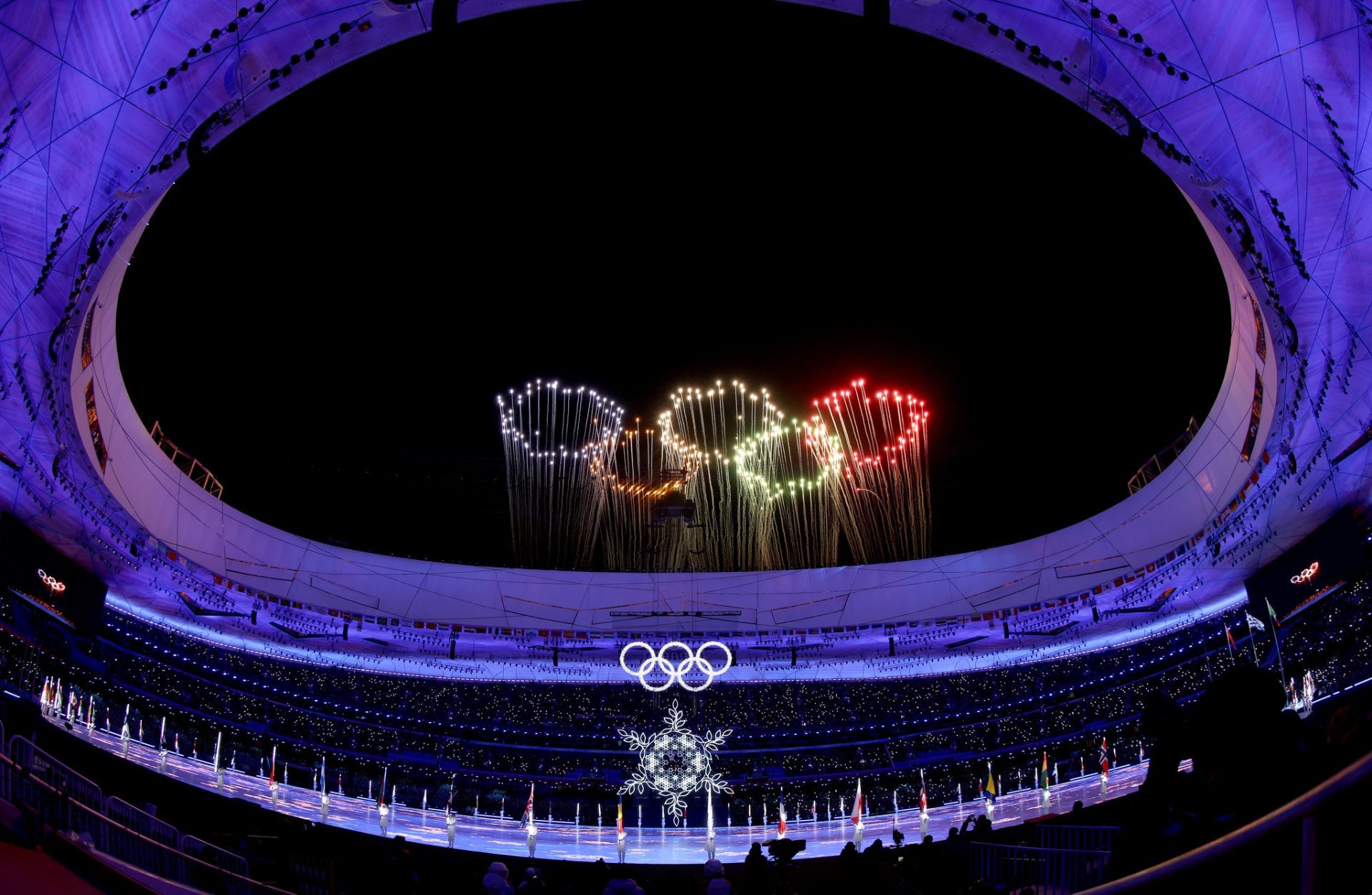 Decisão sobre regresso de atletas russos e bielorrussos será ‘passo a passo’