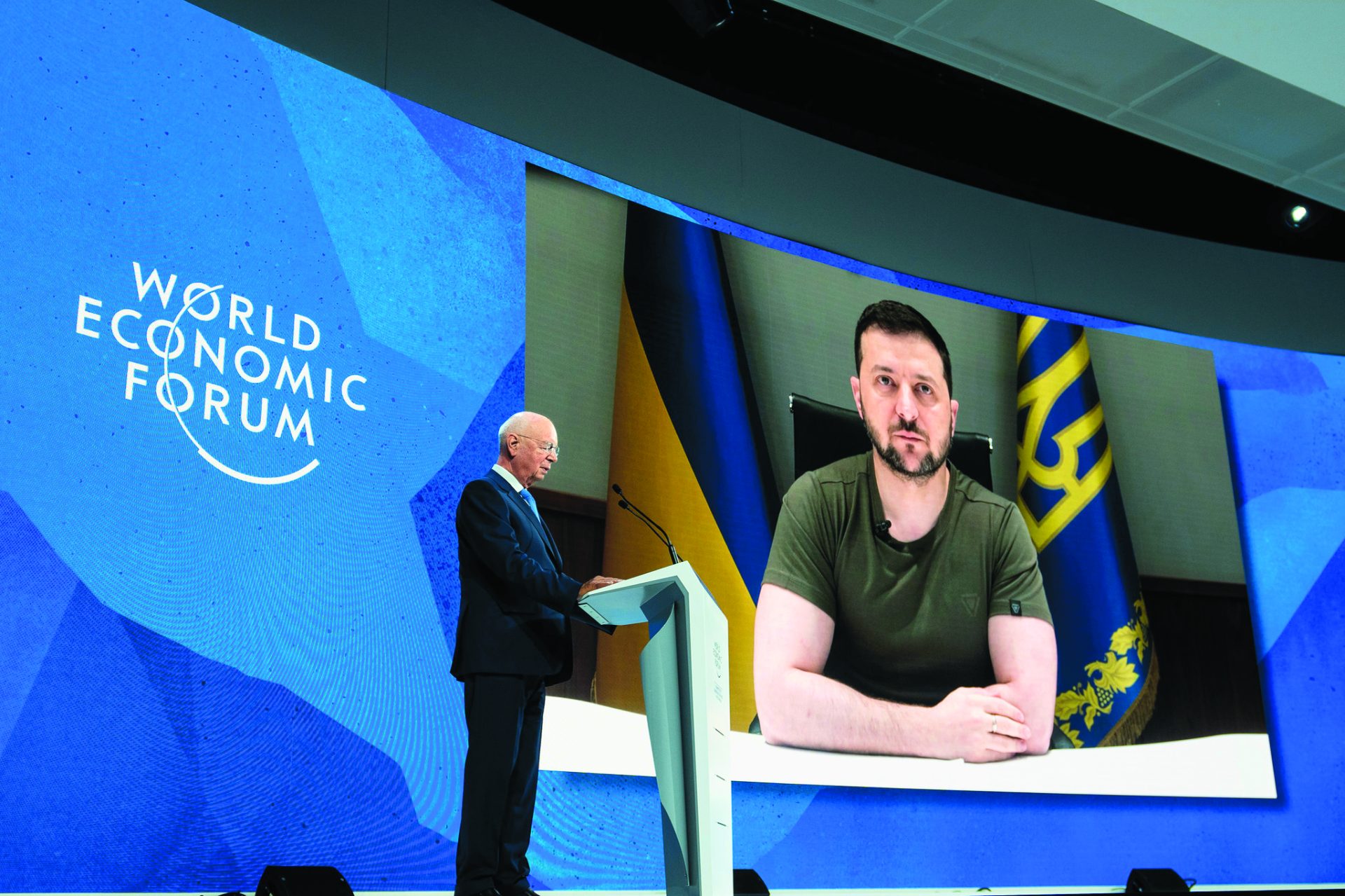 Davos. Zelensky pede um plano de reconstrução da Ucrânia