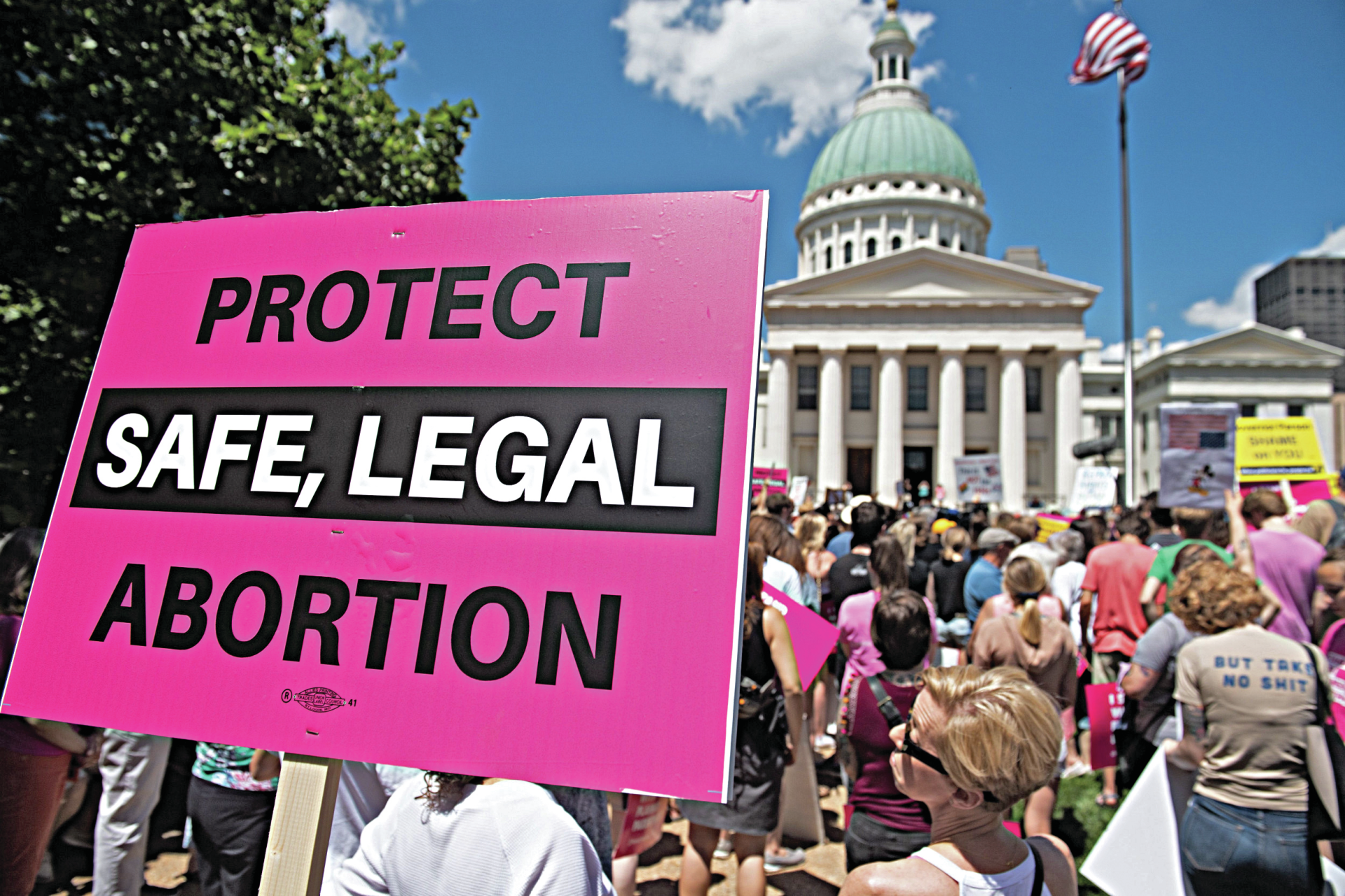 Oklahoma aprova lei que proíbe aborto desde a fertilização