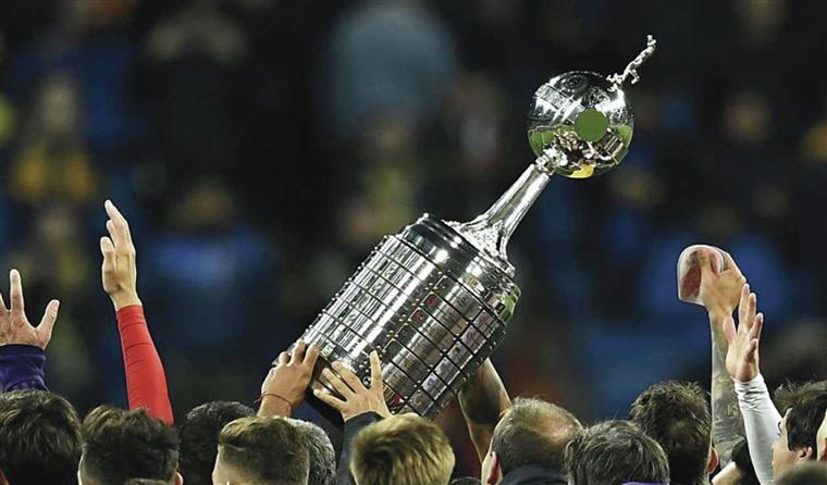 Confira os rivais dos treinadores portugueses nos oitavos-de-final da Taça Libertadores