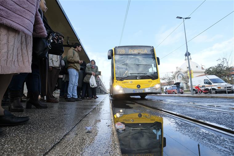 Lisboa aprova transportes gratuitos para jovens e idosos