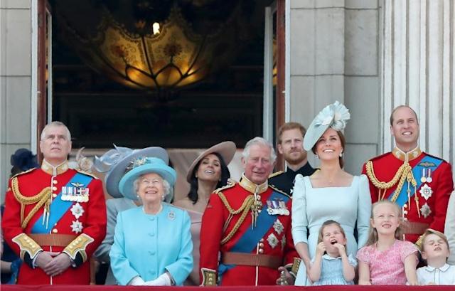 Harry e Meghan confirmam presença no jubileu da Rainha, minutos após terem sido ‘banidos’ da varanda