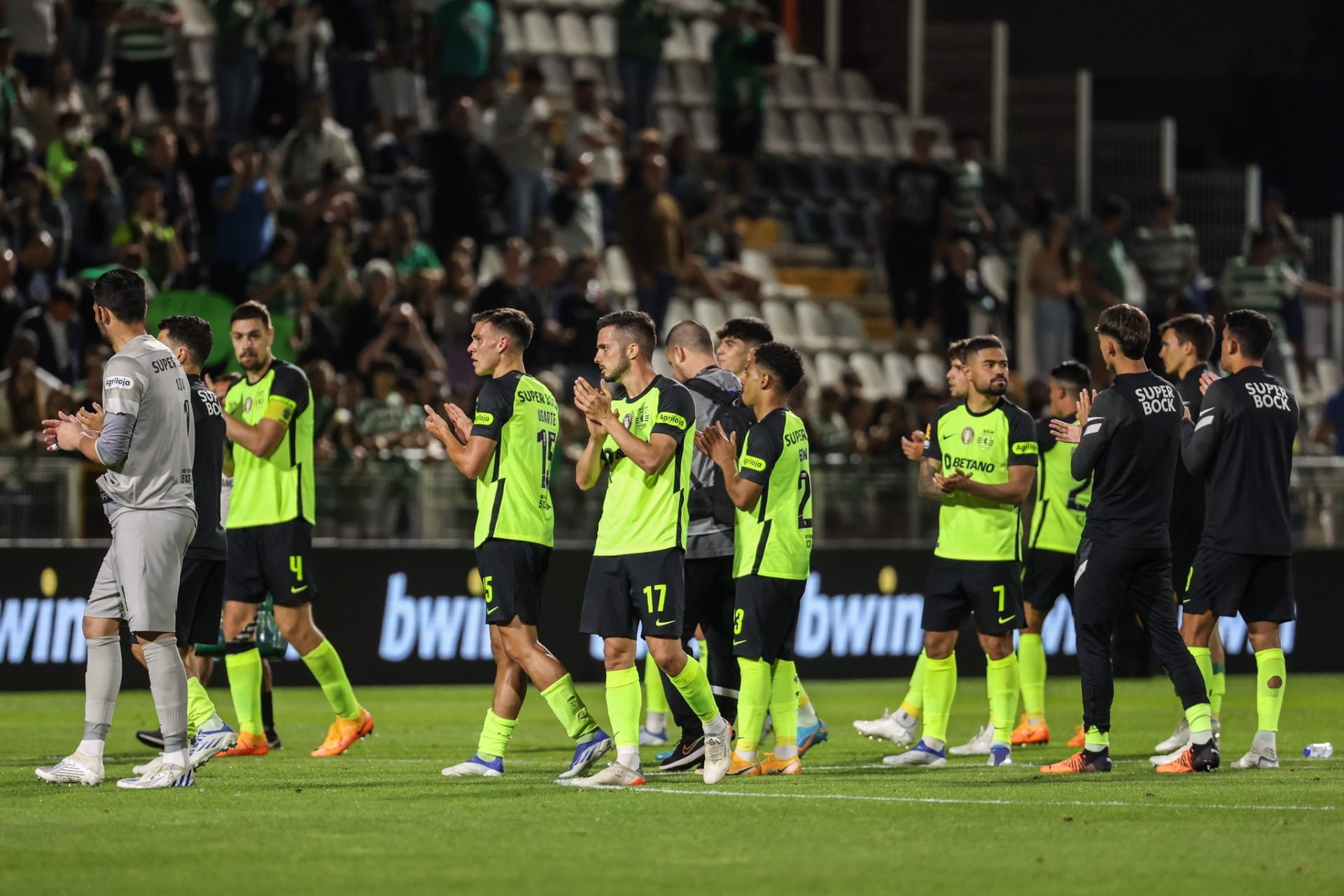 Sporting vence Portimonense após reviravolta no marcador