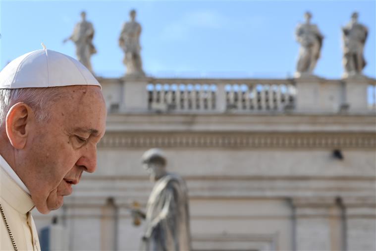 Papa Francisco diz que “a Terceira Guerra Mundial já foi declarada”