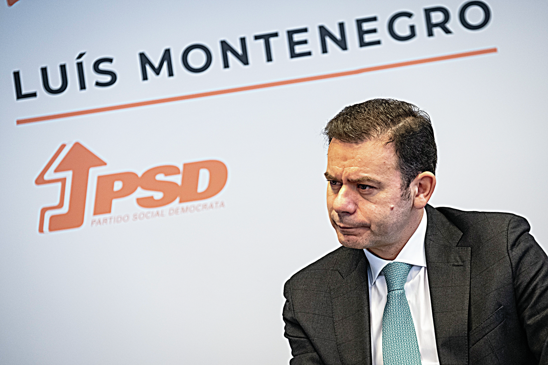 PSD à espera das revelações de Montenegro