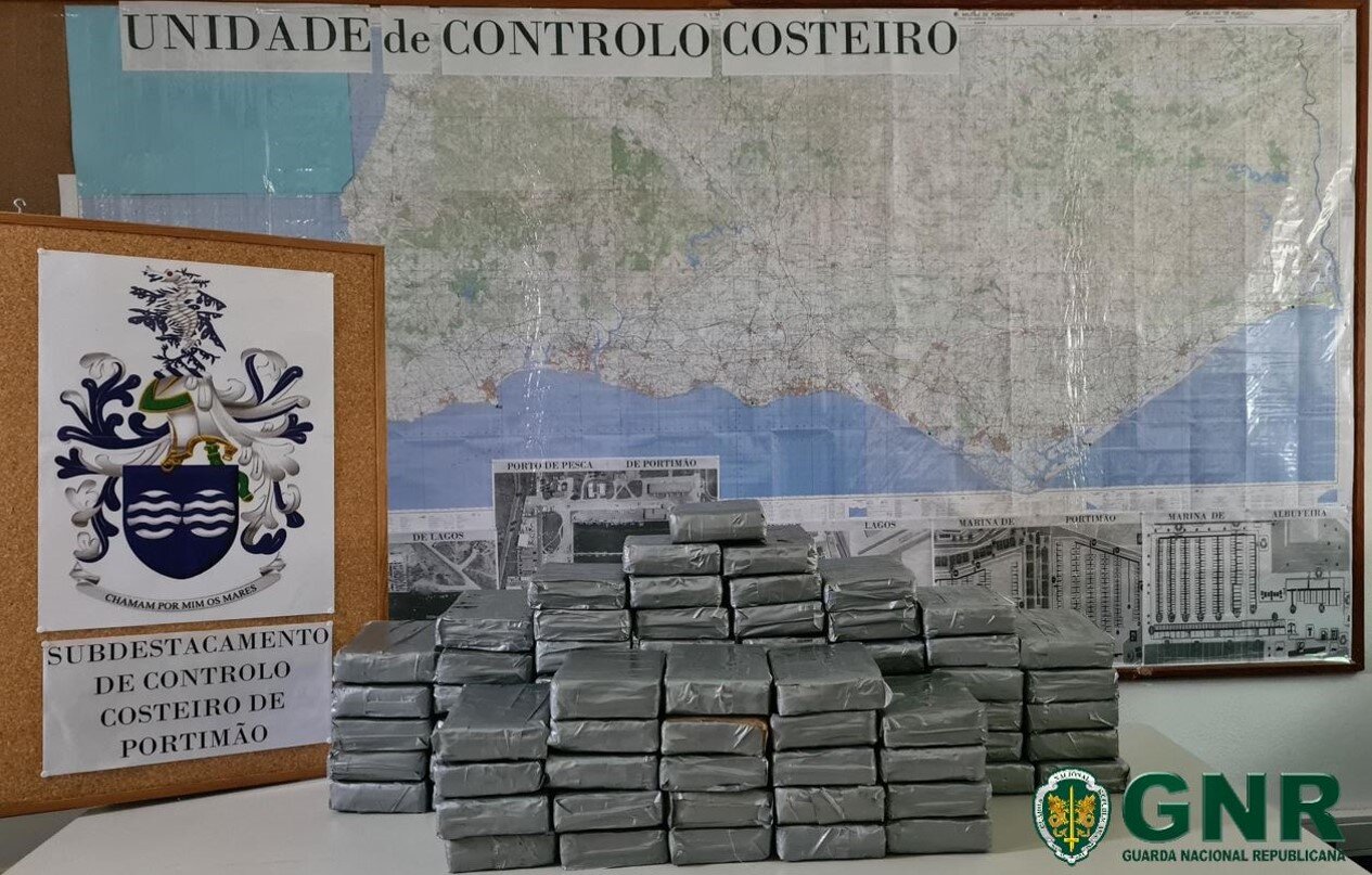 GNR apreende mais de 90 quilos de cocaína perto da ria de Alvor