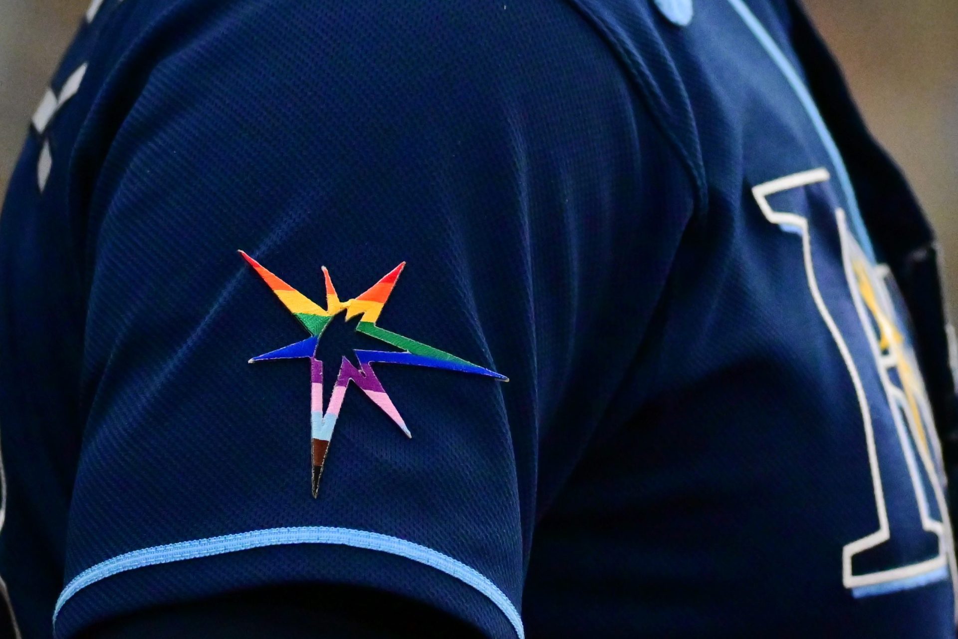 Jogadores de basebol recusam usar símbolo gay no seu uniforme porque não querem “encorajar” esse “estilo de vida”