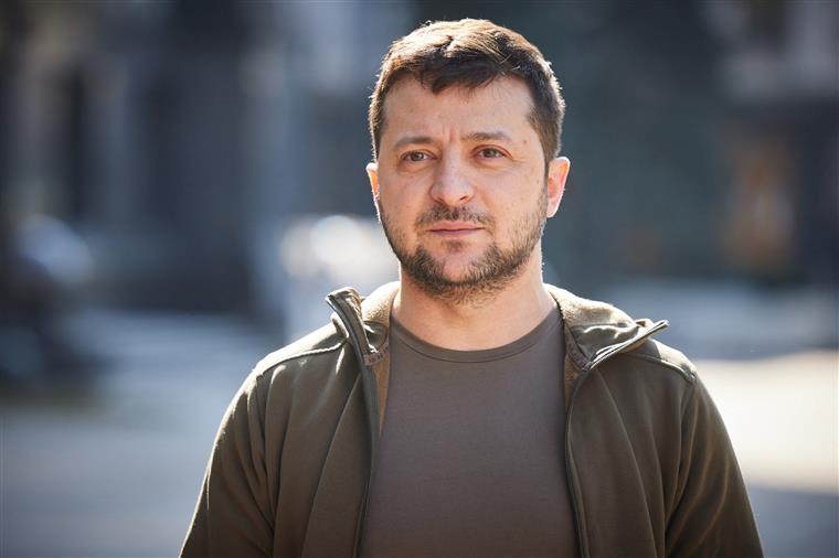 Zelensky demite 28 funcionários dos serviços secretos ucranianos
