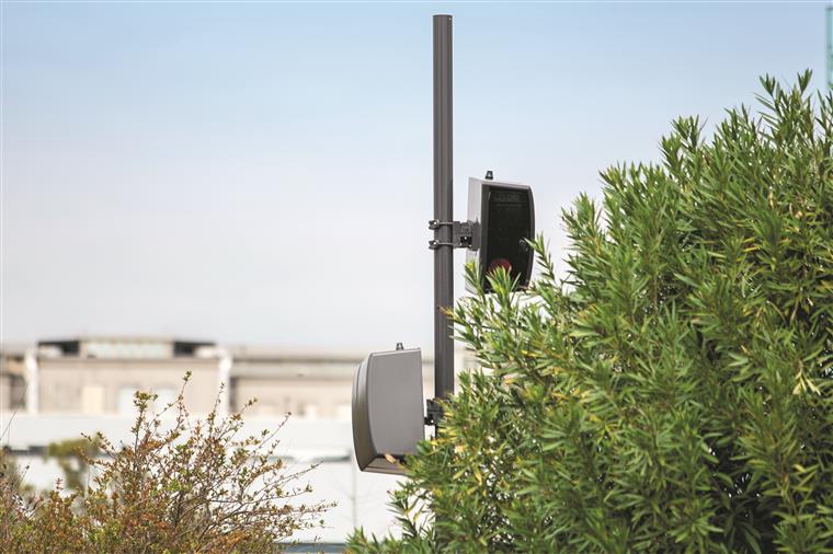 Novos radares em Lisboa detetam carro a 240 km/h em zona com limite de 80 km/h