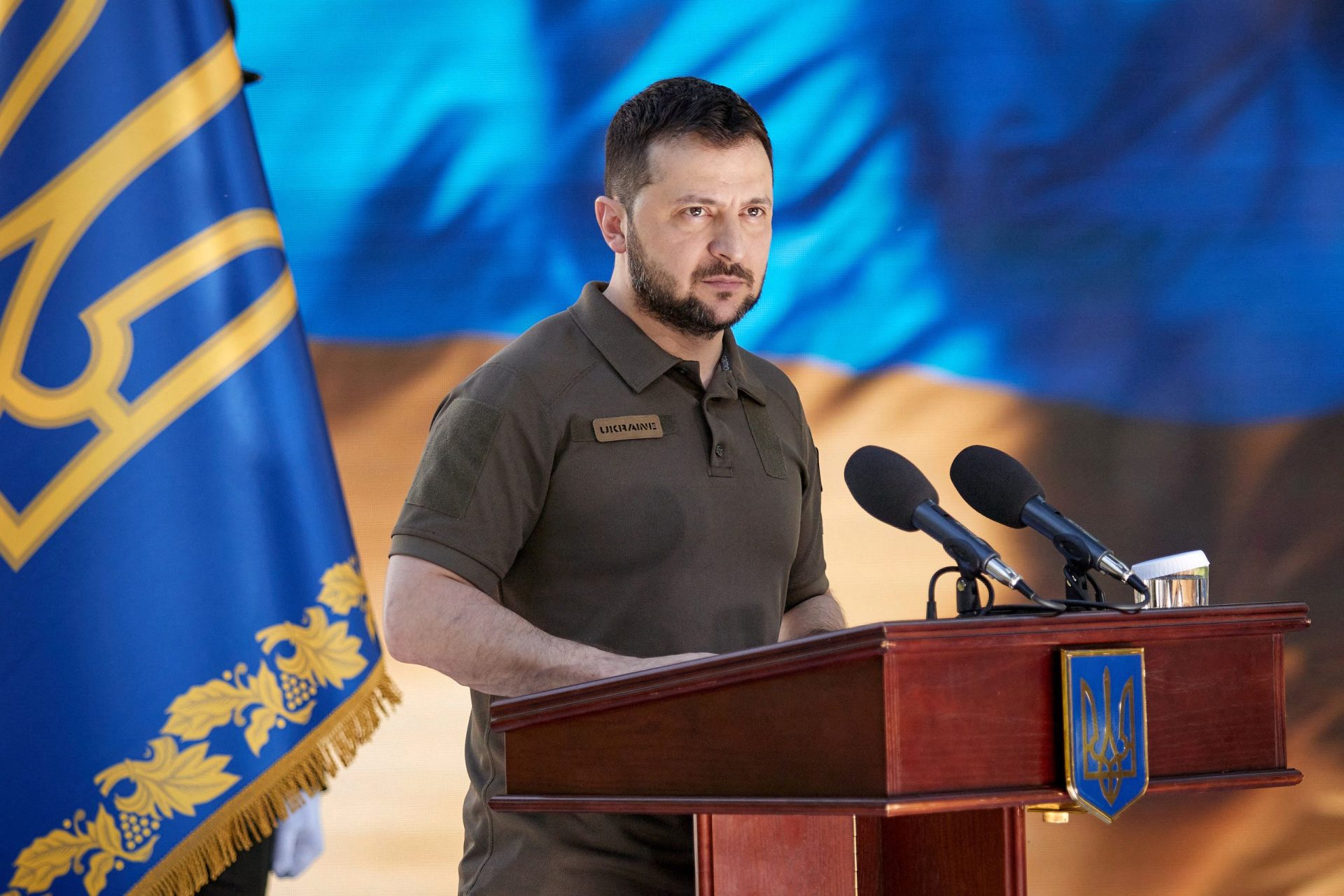 Zelensky ordena evacuação da região de Donetsk