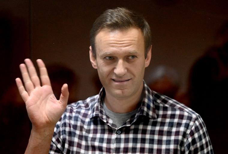 Navalny acusa Kremlin de não o deixar falar com familiares