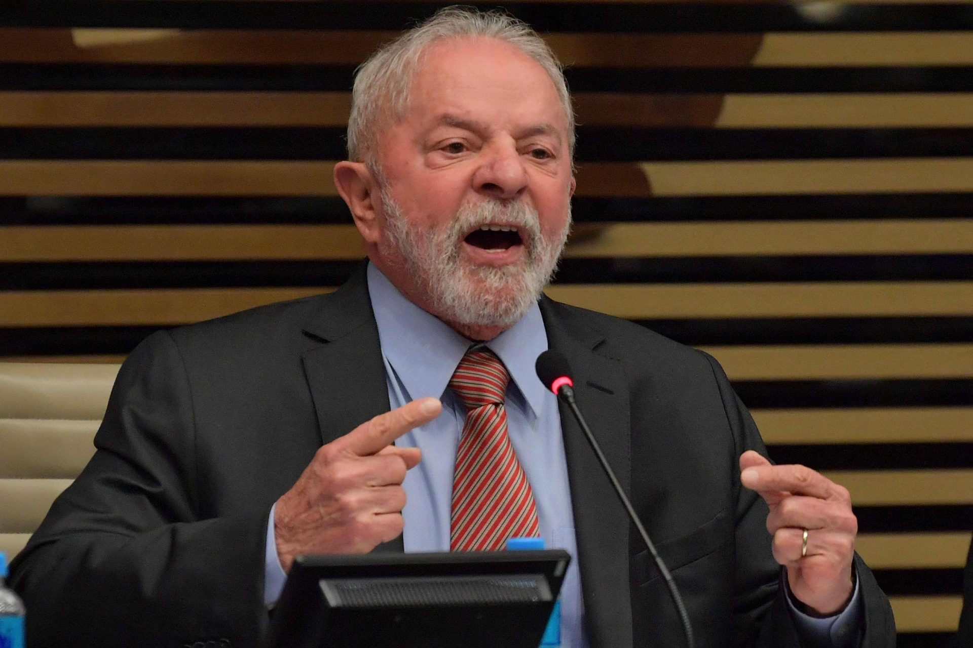 Lula da Silva tece duras críticas a Israel