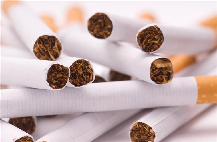 Apreendidos no porto de Setúbal mais de 21 milhões de cigarros