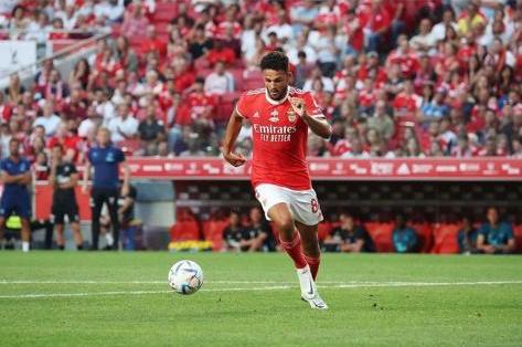 Benfica goleia Midtjylland na Luz por 4-1