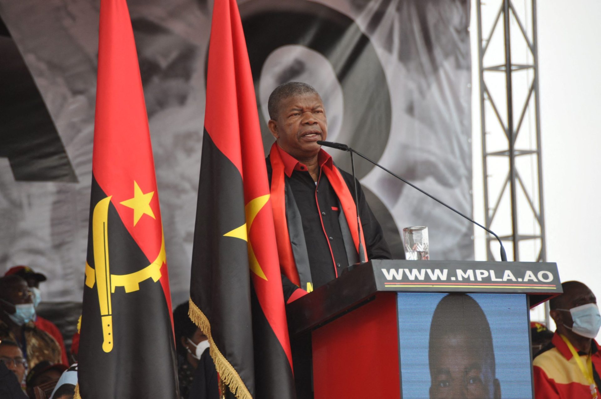Resultados oficiais nas eleições de Angola: MPLA vence com 51,17% e UNITA em segundo lugar com 43,95%