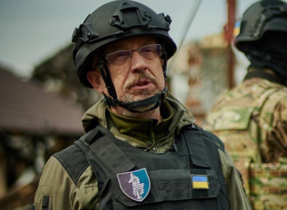 Serviços secretos ucranianos dizem ter impedido assassínio do ministro da Defesa