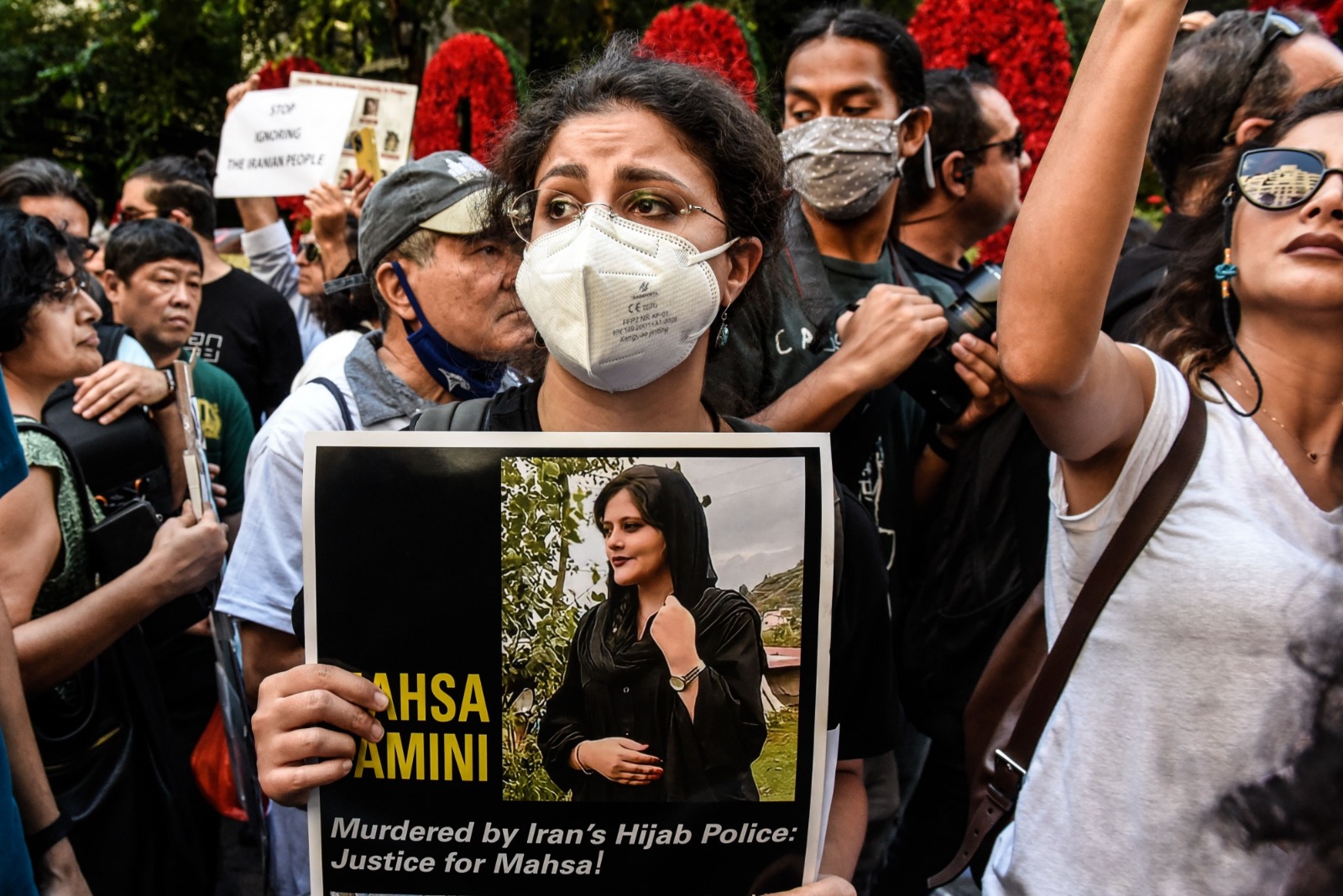 Pelo menos 11 pessoas morreram nos protestos no Irão após a morte de Mahsa Amini