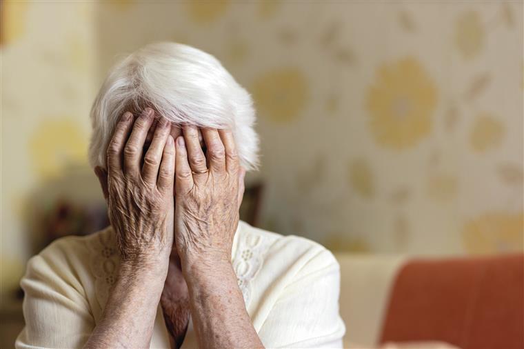 Alzheimer Portugal pede que doença seja prioridade social