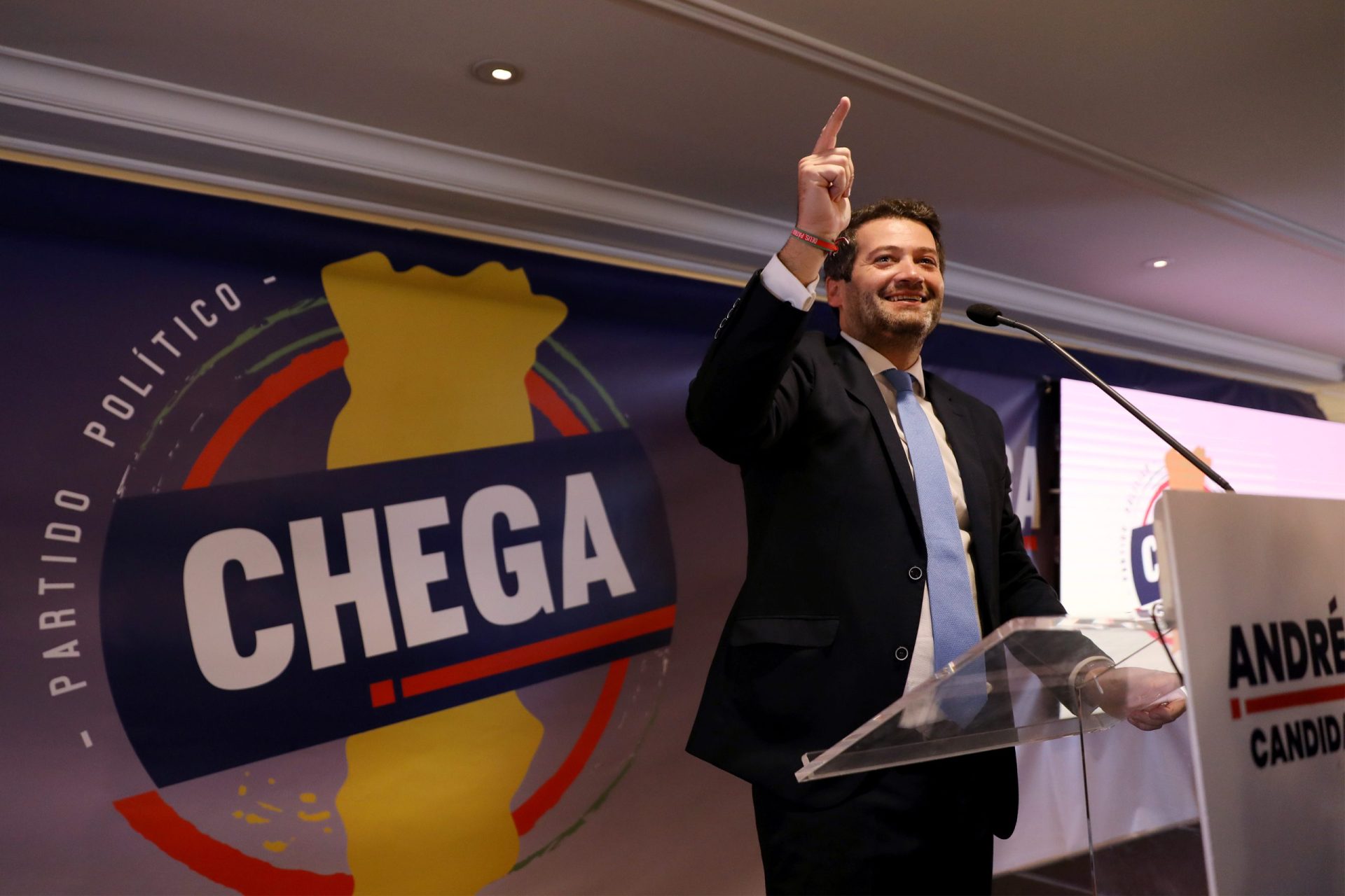 Ventura reeleito presidente do Chega com mais de 98% dos votos